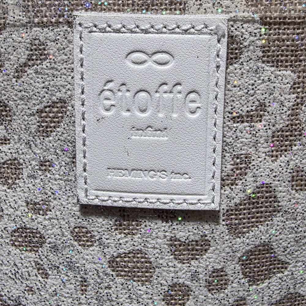 Elegant Silver Tote Bag - Picture 3 of 10